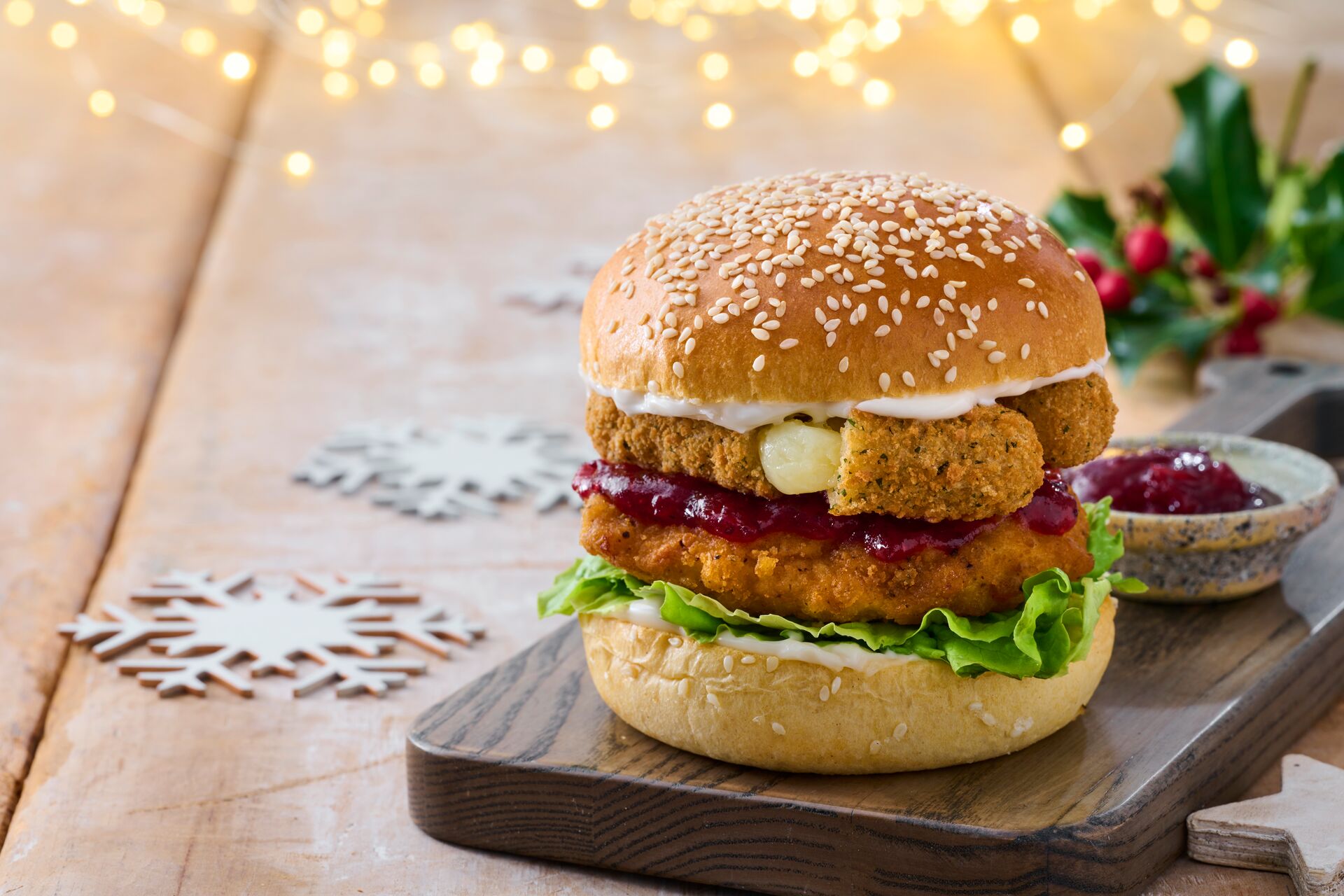 Chicken, Mozzarella & Spicy Cranberry Burger St Pierre UK